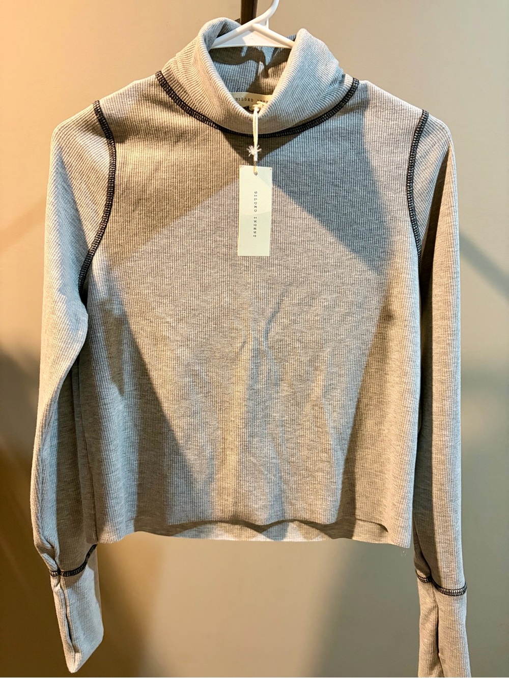 Women’s Buckle Gray Ribbed Turtleneck Long-Sleeve Top